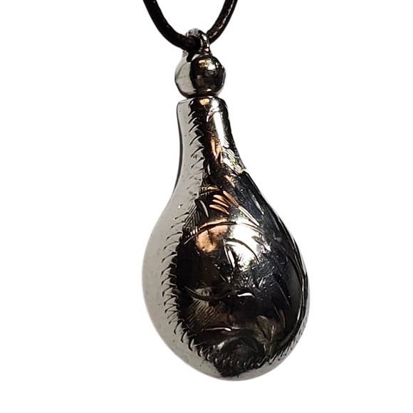 Vintage Sterling Silver Perfume/Poison Bottle with Dipper - Picture 5 of 15